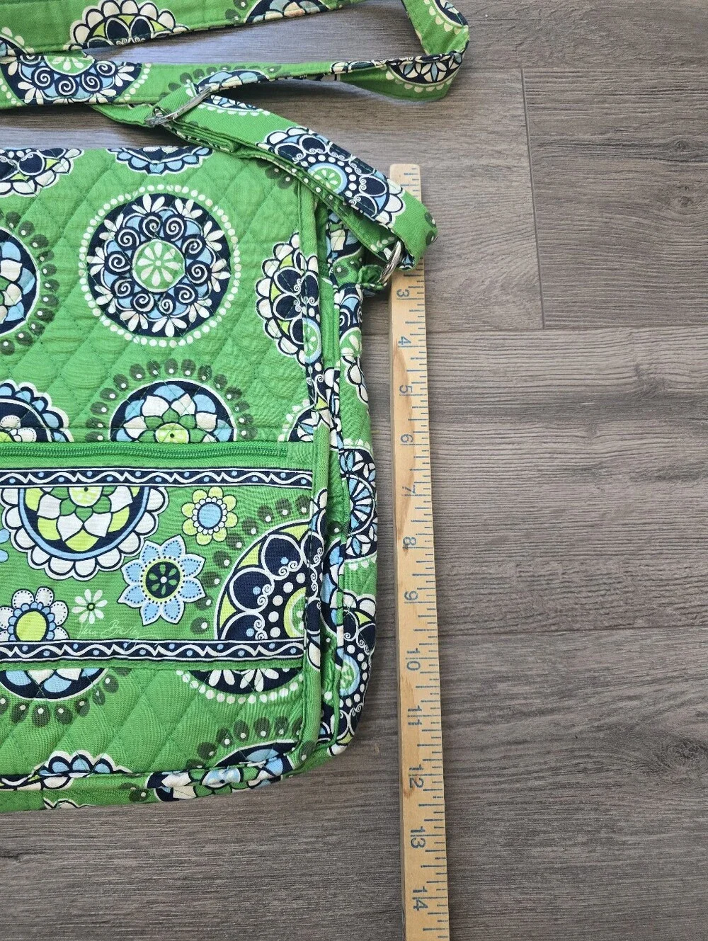 Vera Bradley Quilted Mailbag Crossbody Cupcake Green Floral Paisley Pattern